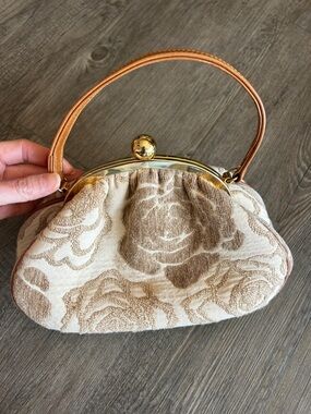 Glenda Gies Floral Jacquard Top-Handle Clasp Bag - Beige